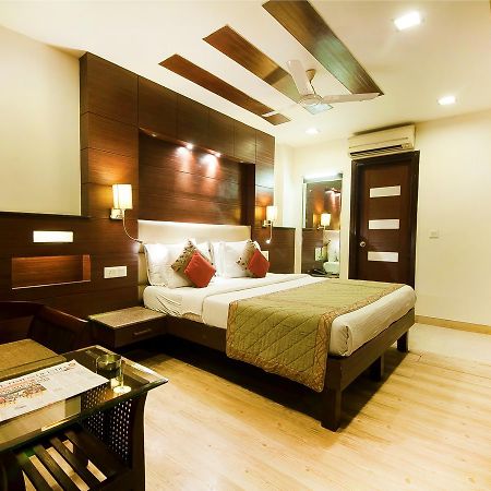Hotel Amaltas International - Delhi-16 Νέο Δελχί Εξωτερικό φωτογραφία