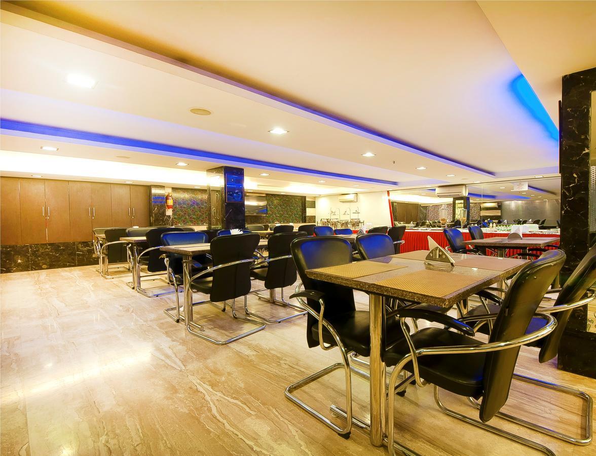 Hotel Amaltas International - Delhi-16 Νέο Δελχί Εξωτερικό φωτογραφία