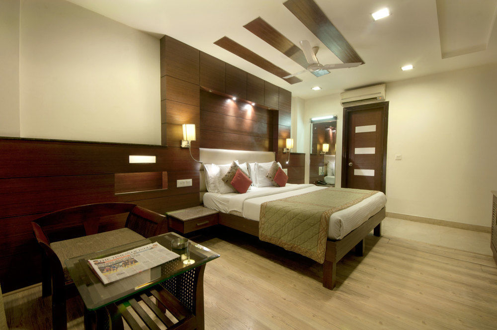 Hotel Amaltas International - Delhi-16 Νέο Δελχί Εξωτερικό φωτογραφία