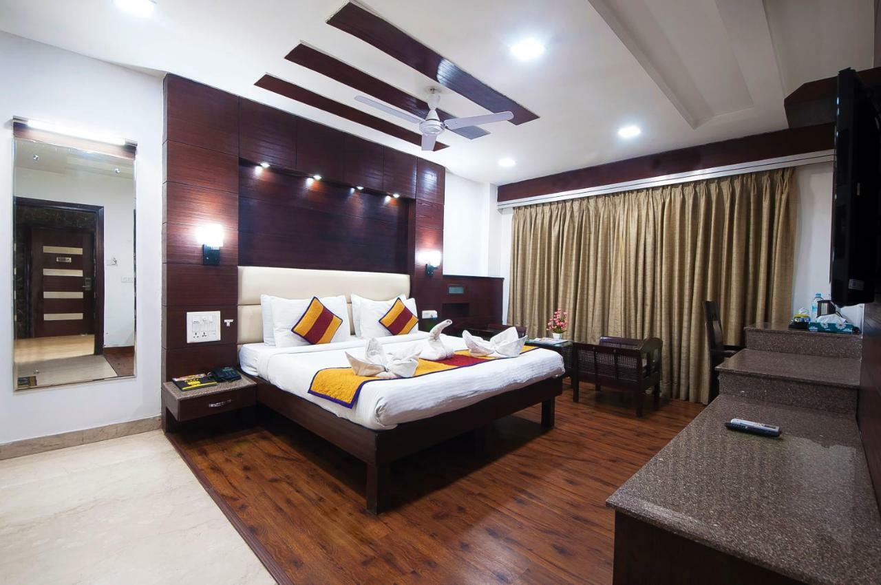 Hotel Amaltas International - Delhi-16 Νέο Δελχί Εξωτερικό φωτογραφία
